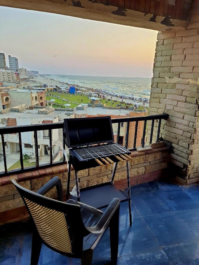 Sea View Free Wifi 3 Bedrooms 2 Toilets 5th Floor Bellevue Village Agami Available Year Days & 5 Heavy Blanket Available Apartment *