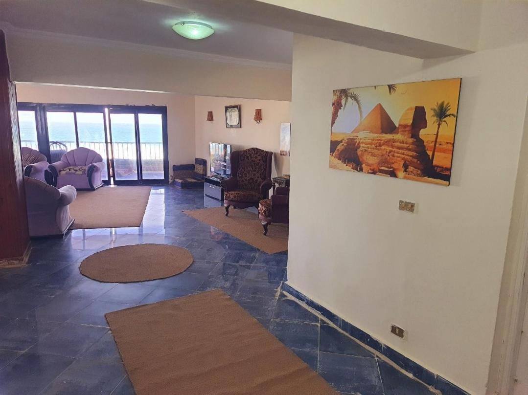 Sea View Free Wifi 3 Bedrooms 2 Toilets 5th Floor Bellevue Village Agami Available Year Days & 5 Heavy Blanket Available